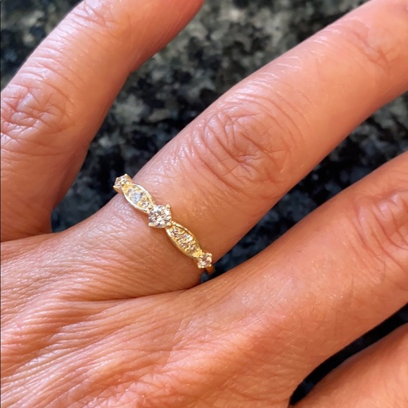 New 14K Gold CZ Wedding Band Promise Ring - Picture 7 of 15